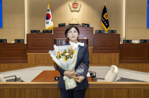 이선희, 최고의 '賞' 청렴인 賞 받았다