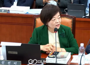 올해 교사 19명 스스로 '목숨' 끊었다