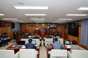 제279회 울진군의회 임시회 폐회