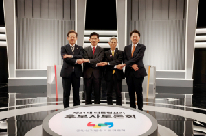 [6·3 장미 대선 후보 2차 토론]김문수, 이재명은 진짜 총각인가, 가짜 총각인가? 진짜 검사인가, 검사 사칭인가? 싸움닭 기질 발휘