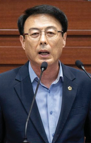 [TK정치] 이충원 도의원, 대구경북통합신공항 재정난 비판