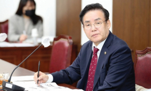 [TK정치] 윤권근 대구시의원 “두류수영장 장기 휴장 대책 마련하라